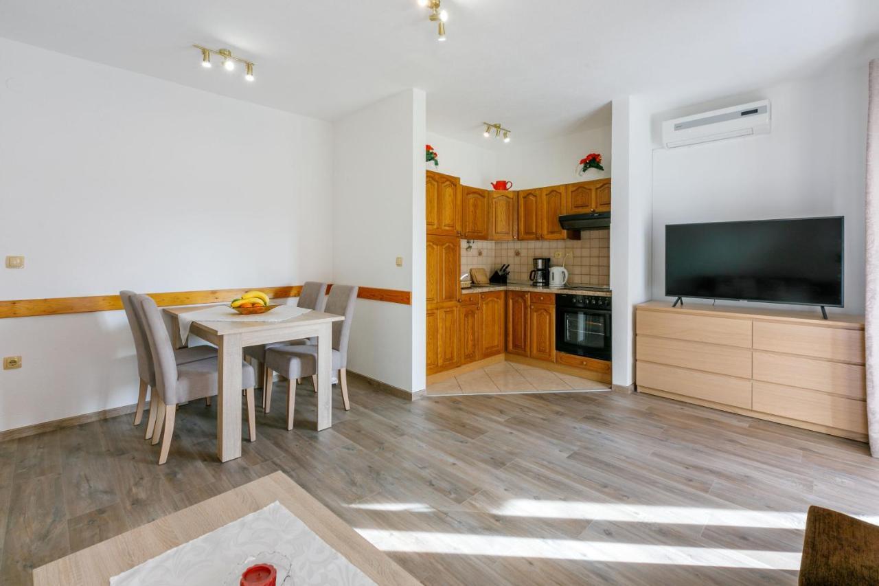 Apartments Kulas Novi Vinodolski Dış mekan fotoğraf